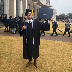 Meet your Posher, Moises